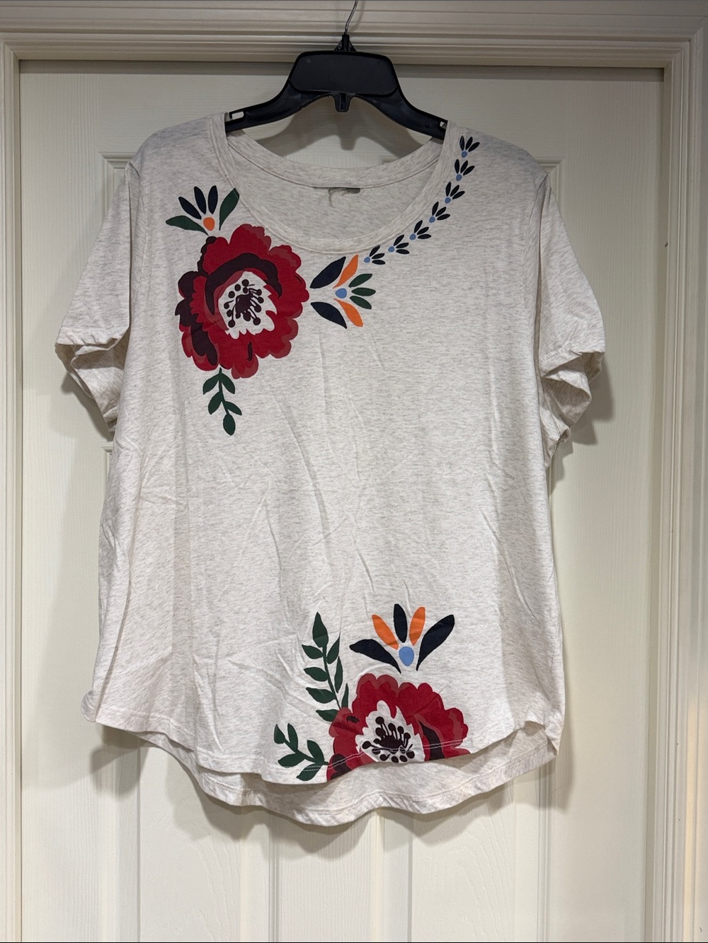 Style & Co. Floral Print Short Sleeve Tee - Cream with Red Flowers